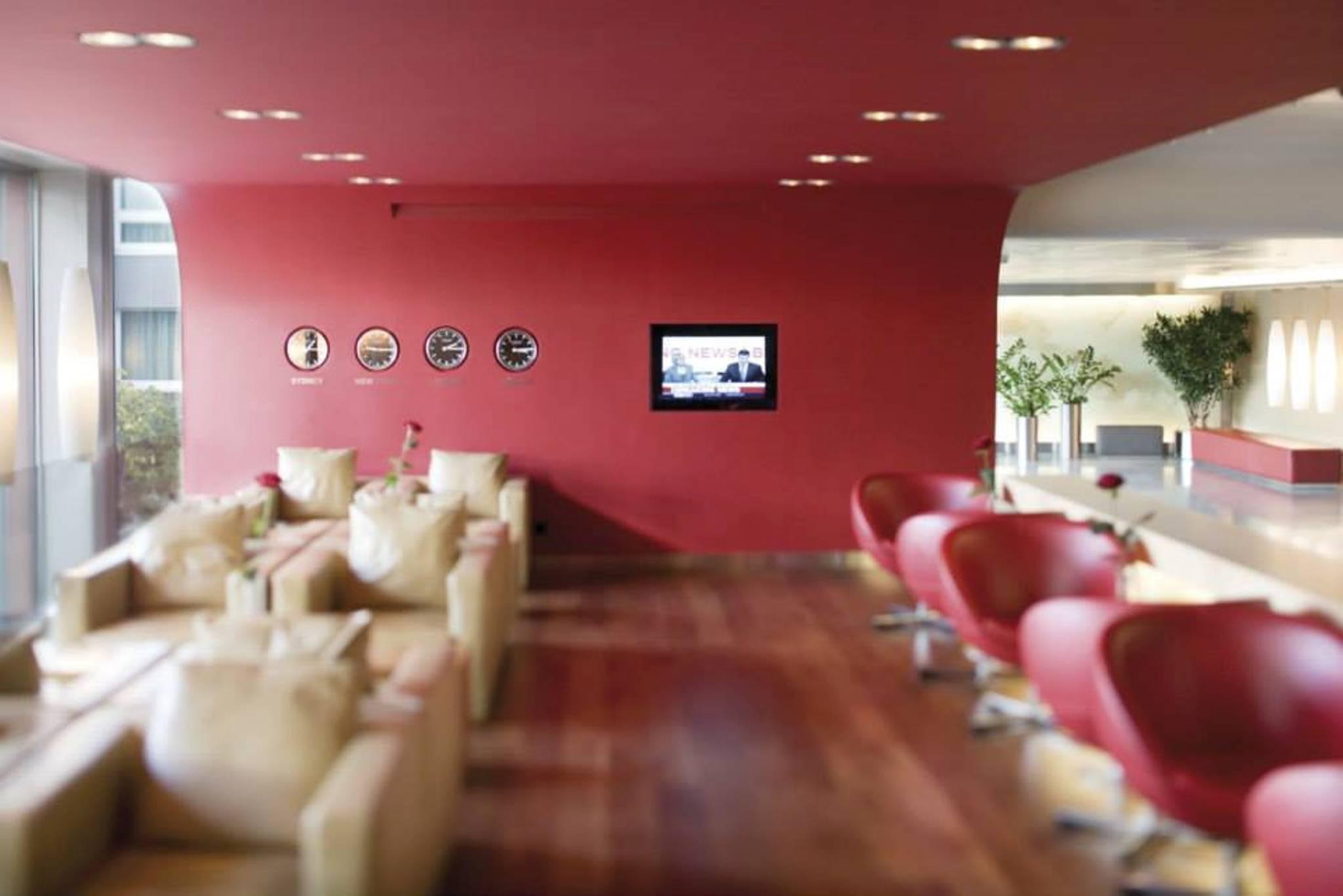 Hotel Mövenpick Zürich-airport 4*