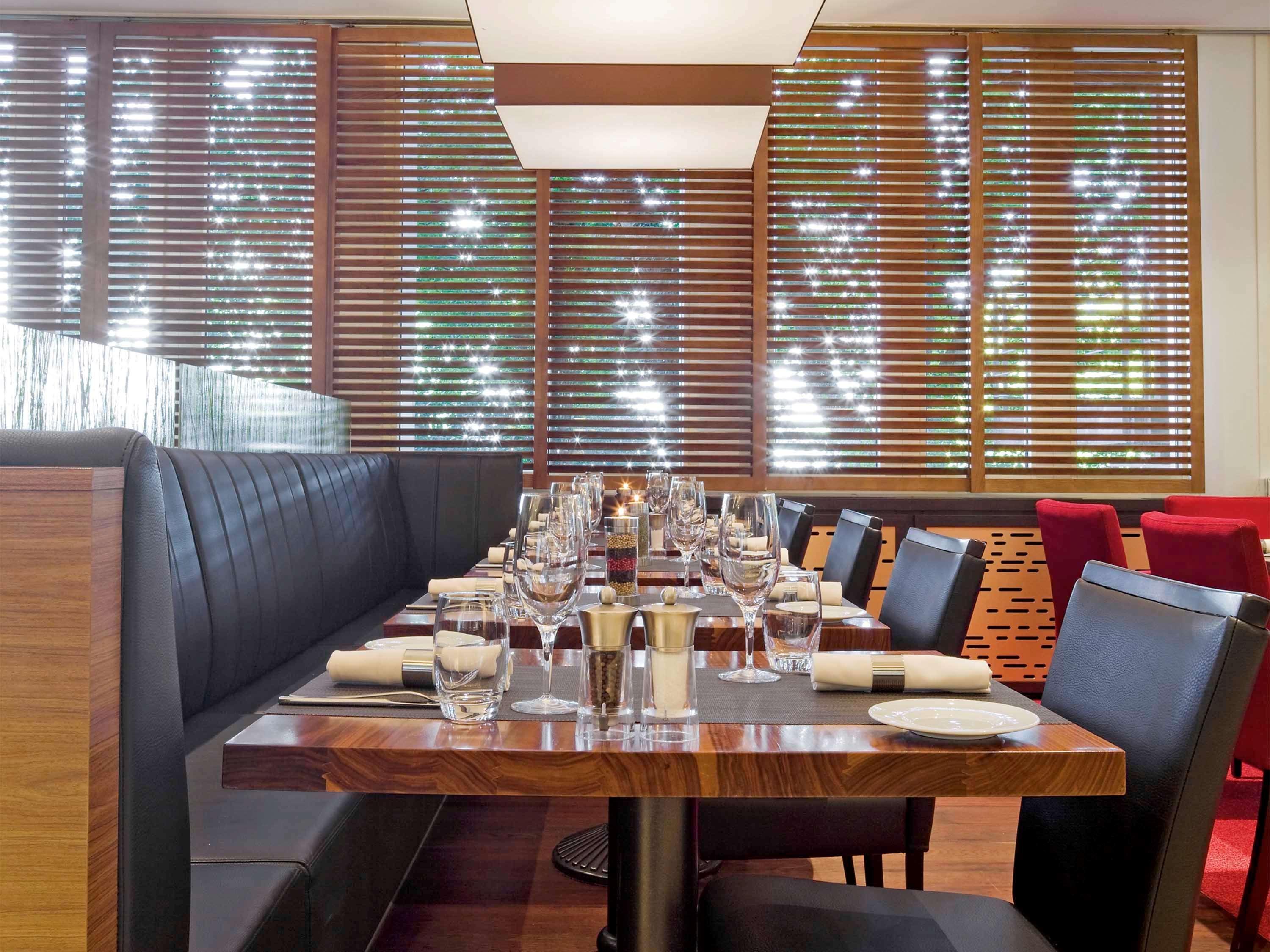 Hotel Mövenpick Zürich-airport 4*