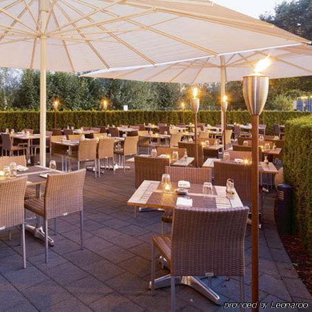 Mövenpick Zürich-airport Hotel 4*